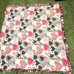 Valentine’s Day hearts 50 x 55 inch fleece blanket